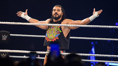 Why Santos Escobar Changed His Mind About Leaving WWE