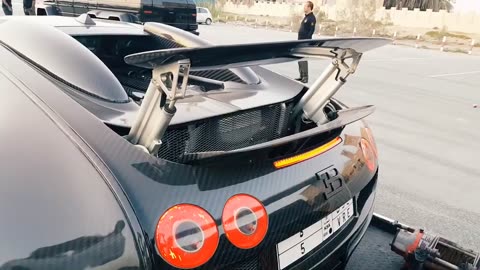 📸💬 Can You Name This Beauty? | LuxurySportsCars