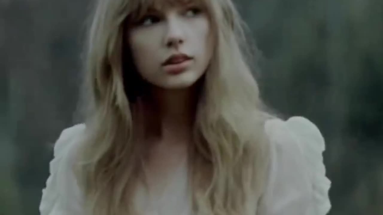 THE EVOLUTION Of Taylor Swift her growth through the industry #taylorswift #swifties #musicicons