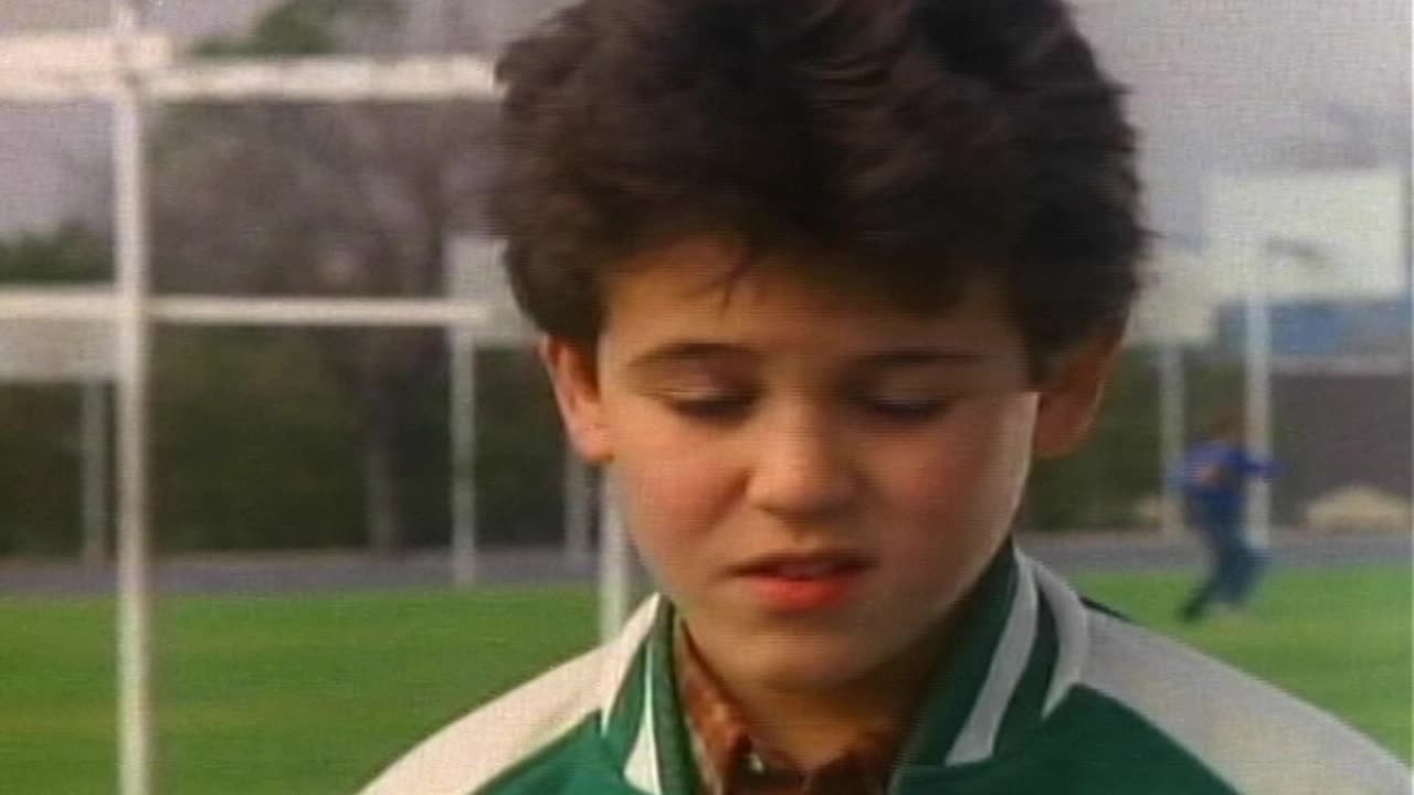The Wonder Years - S2E5 - Just Between Me And You And Kirk And Paul And Carla And Becky