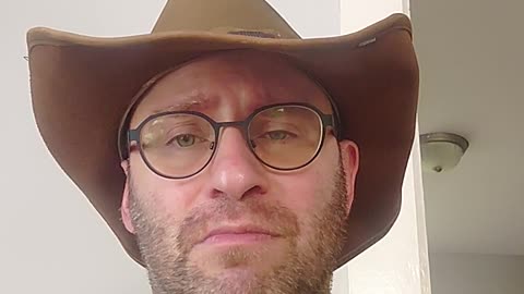 Upadle panstwo i jego elita.