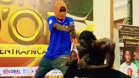 😮🎾 Watch This Guy Squeeze Through A Tennis Racket! | FeedMyCuriosity