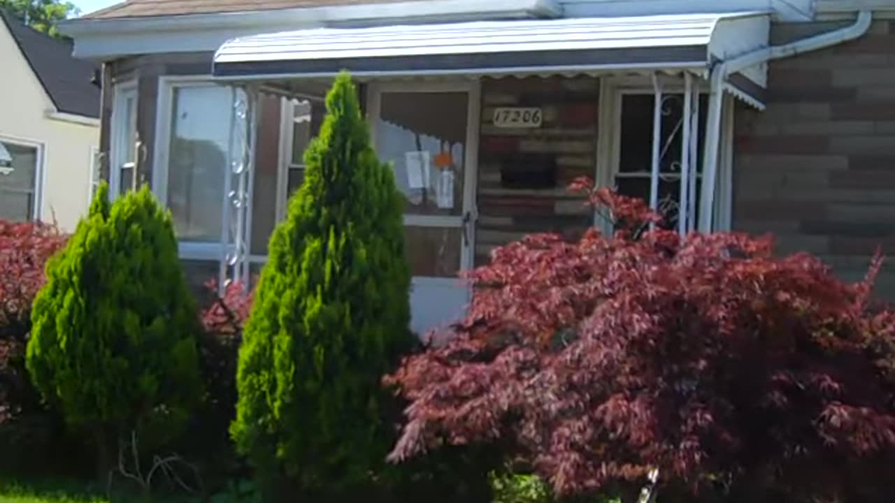 Beautiful East point propert for mr Giles, enjoy shea show