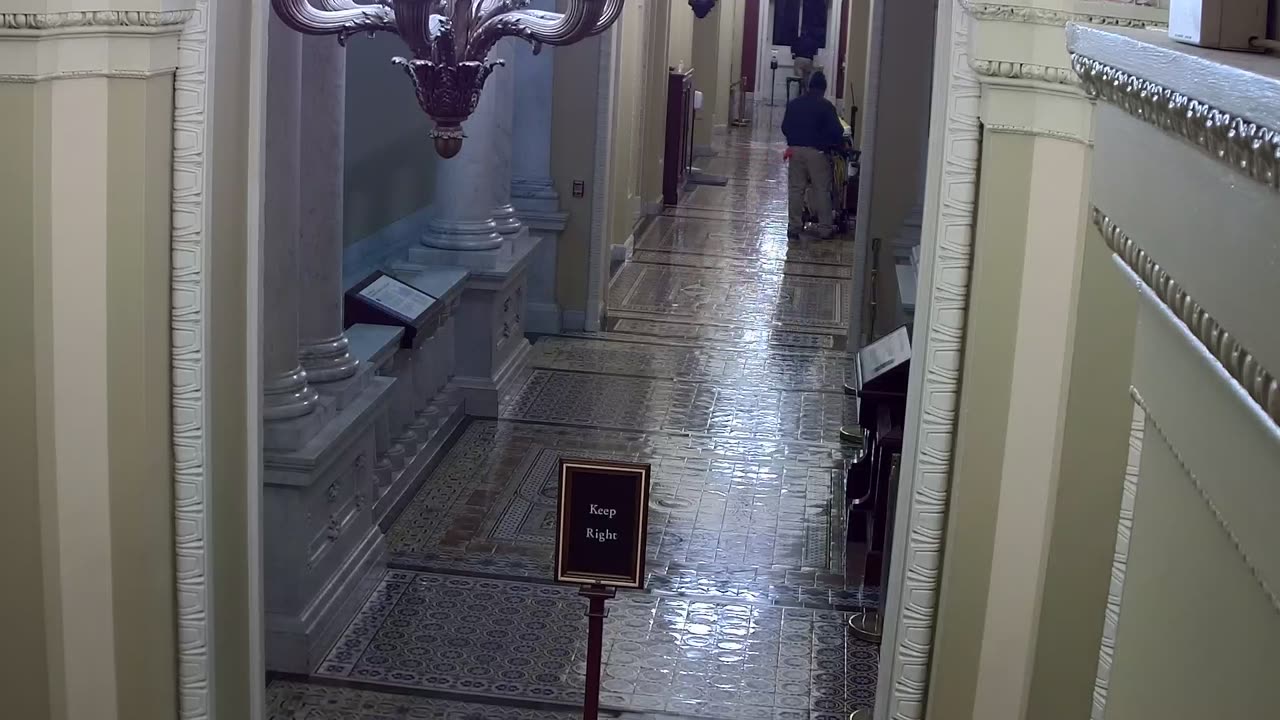 0305USCS03SenateGalleryWestnearS324_2021-01-06_02h40min00s333ms.mp4