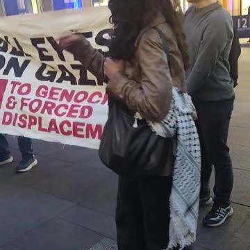 Protest in support of the Global Sumud Flotilla.