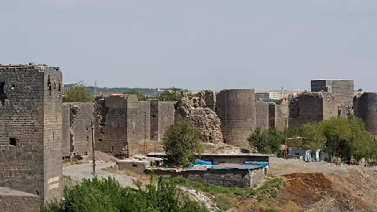 Ammianus Marcellinus Book 19.mp4