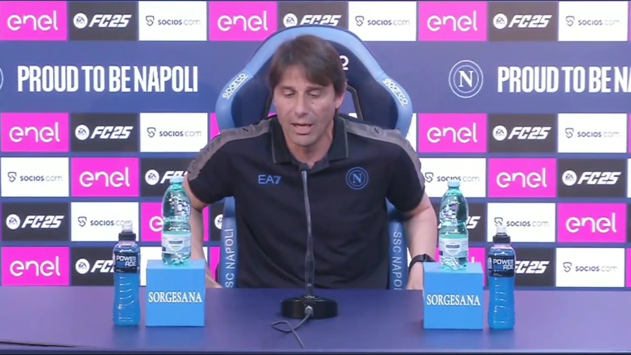 Conte: “Arrabbiato? No, concentrato! A 24h prima della partita non rido e scherzo”