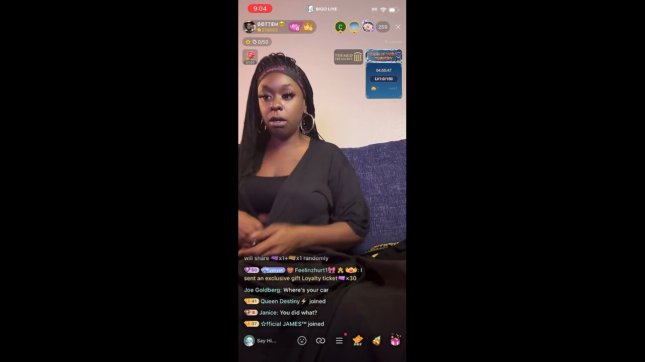 GOTTEM be on they necks 👀 🥴