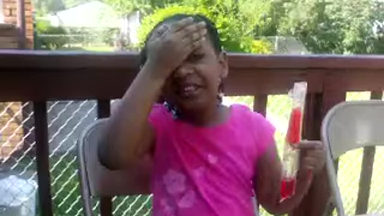 grand kids busting a move, thesheashow com