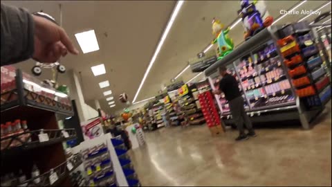 Caught On Camera: Bear runs loose in Arizona grocery store