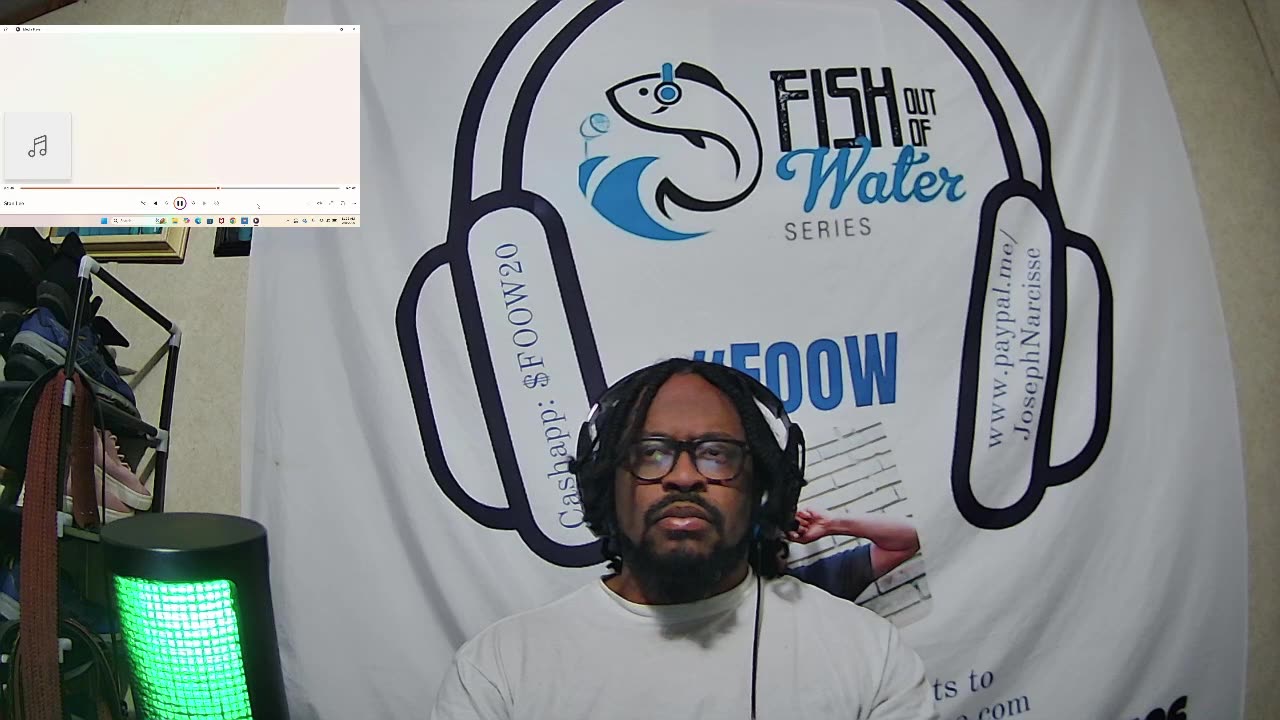 Carlyle Stan Lee Reaction