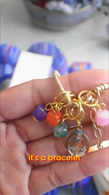 Not every moment is bright in the craftroom 💡😅