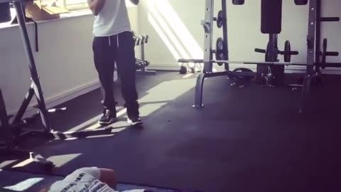 Training Level 3 Advanced Press Up with Side Leg Crunches Mastering Group Exercise Techniques