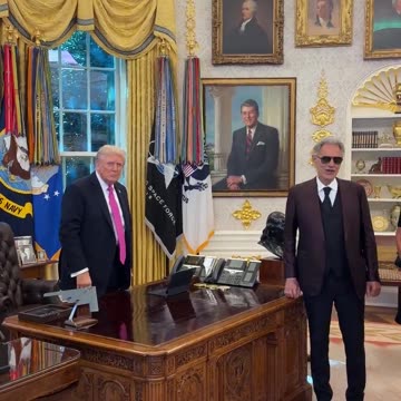 Andrea Bocelli sings "Time to say goodbye" in the Oval Office