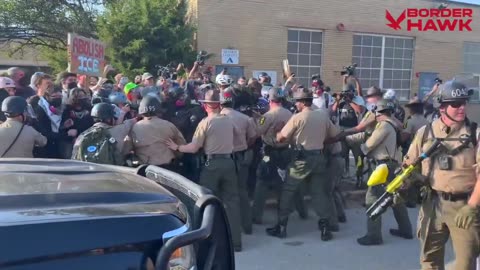 Antifa gets an early start scrapping with police at ICE Broadview facility.