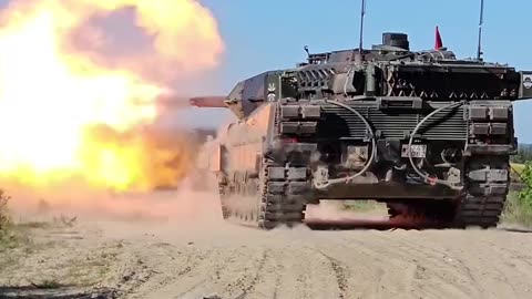 Leopard Tank Firing 💥