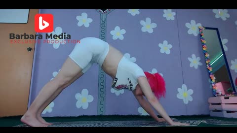 Myy sexy girl make YOGA