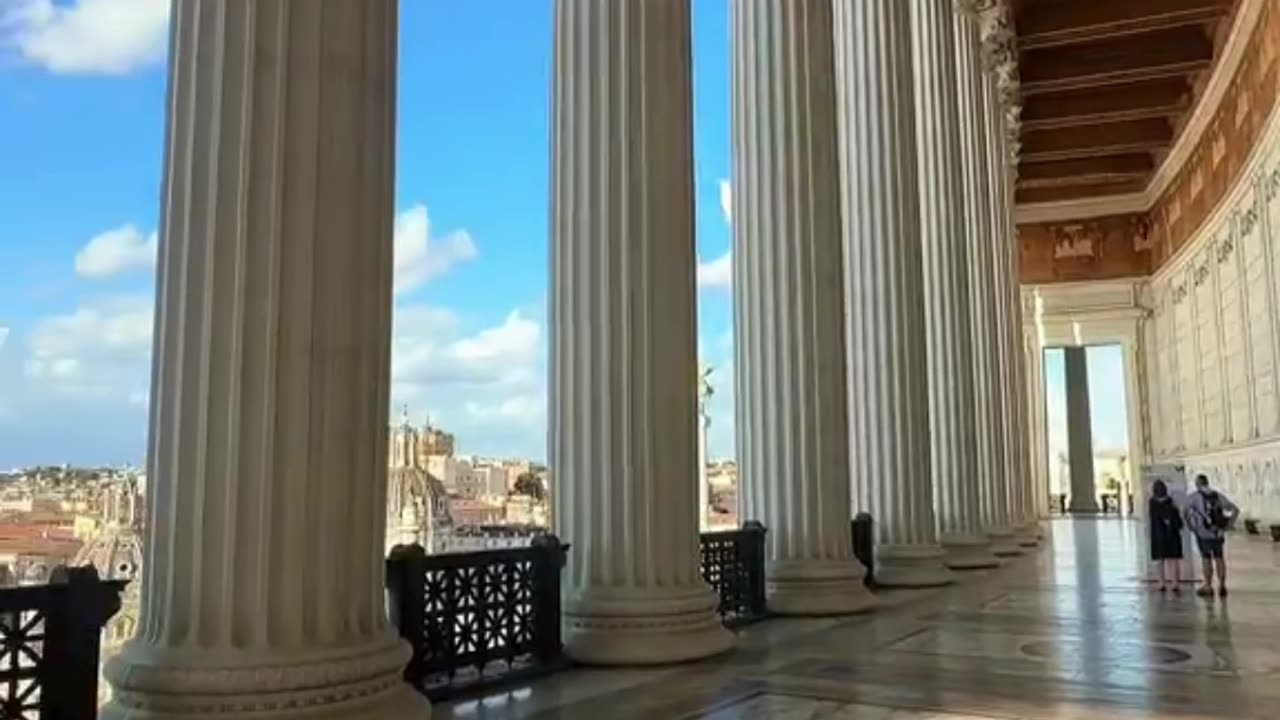 THE ADVANCED ARCHITECTURE OF THE OLD WORLD