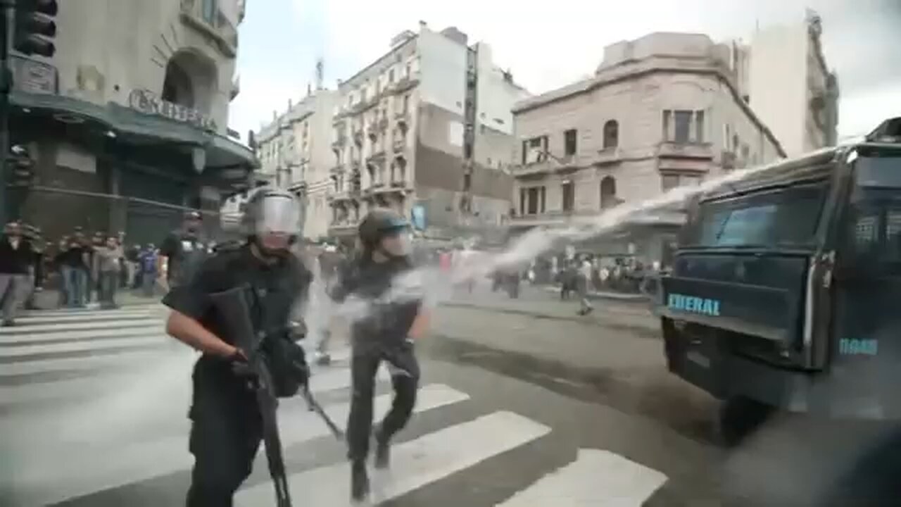 Argentina retirees and soccer fans clash with police during protest