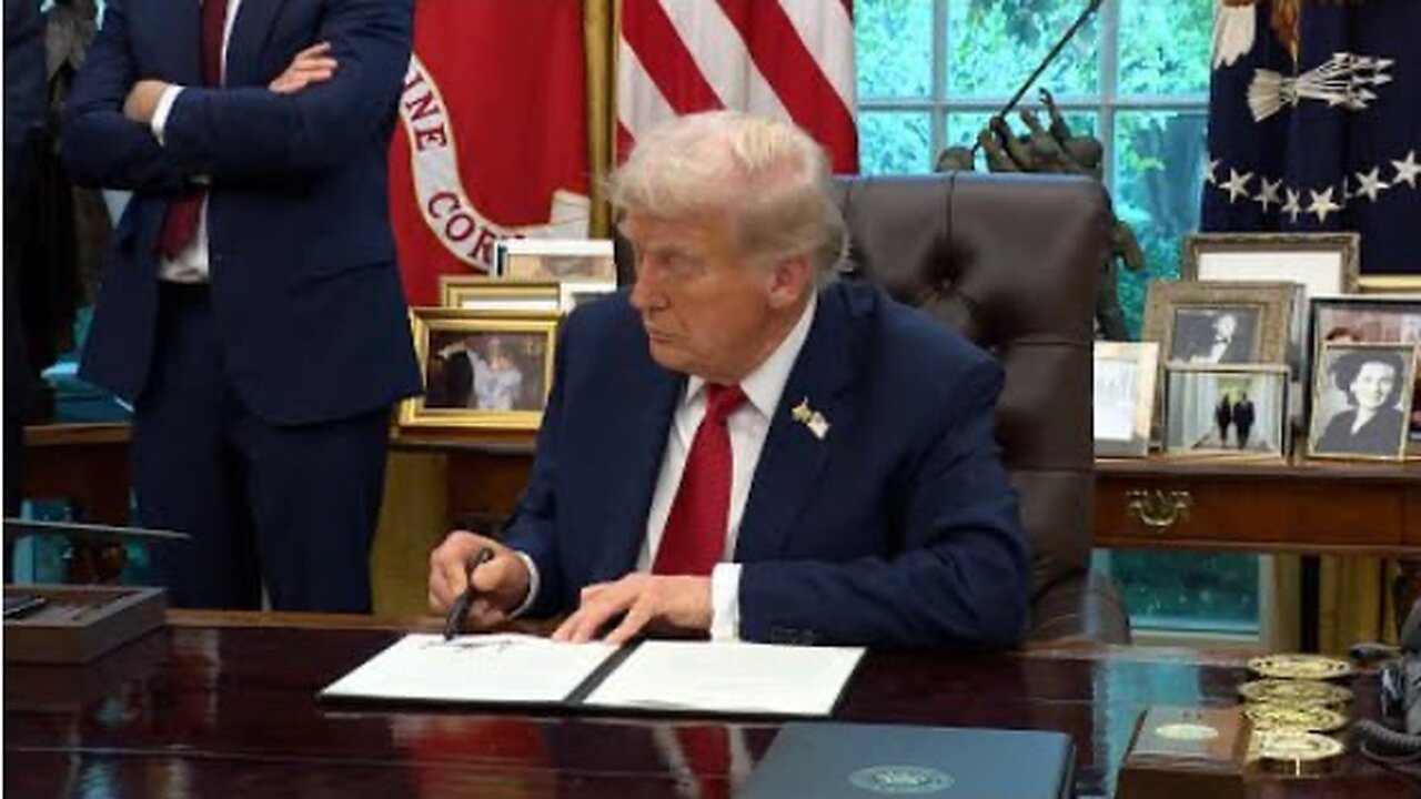 President Trump Signs Executive Orders [Sep 25, 2025]