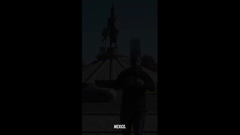 Los Profetas enseñando la historia del monumento de Cuauhtemoc en Tijuana.