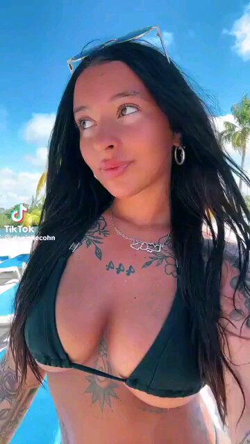 RATE HER 1-100 Very Sexy