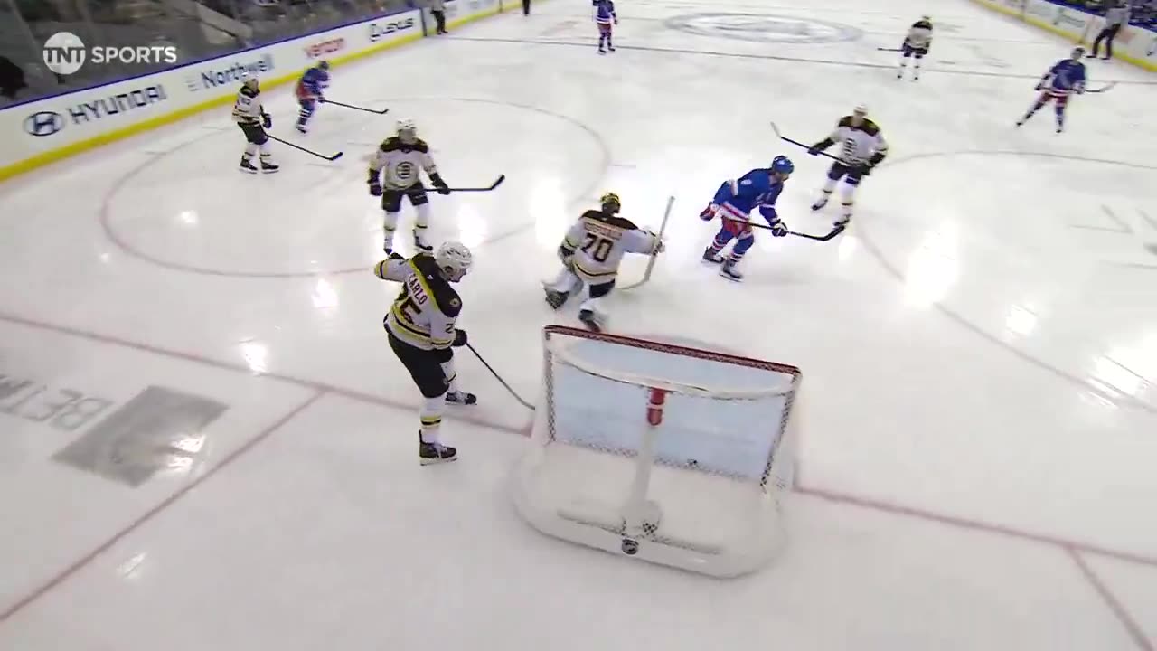 NHL - Artemi Panarin's 23rd of the season gets things going for the @NYRangers! 🙌