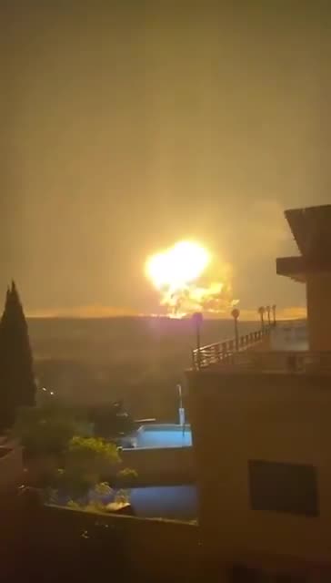 Massive Israeli strike on southern Lebanon last night