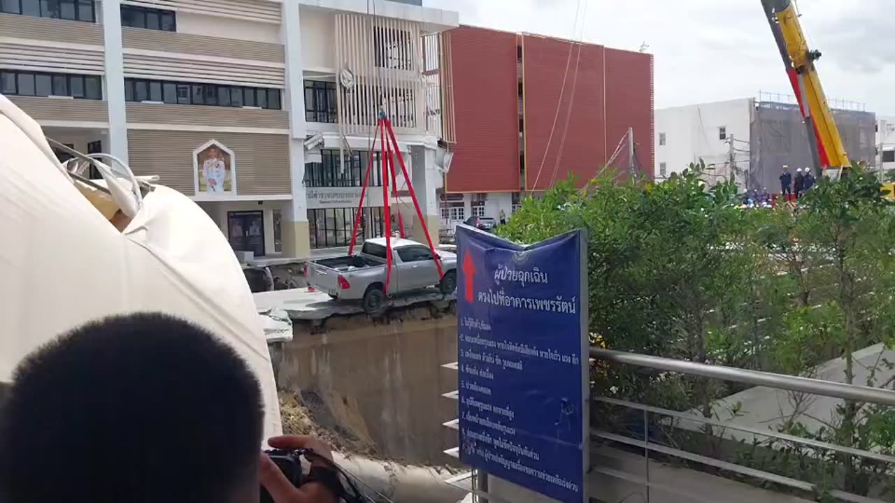 Pickup Safely Moved Away From Bangkok Sinkhole