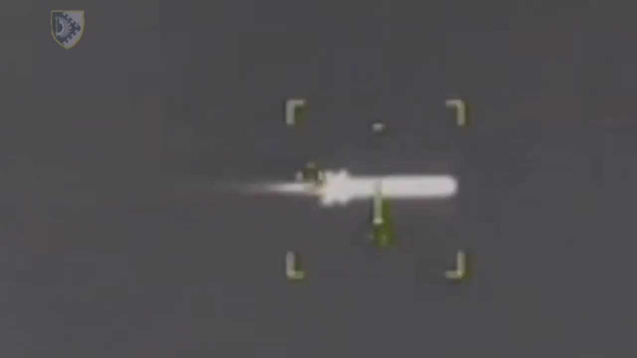 🚀💥 Ukraine’s VAMPIRE/APKWS system successfully intercepted Russian Kh-69 cruise missile.