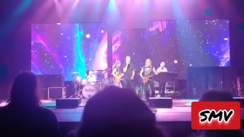 #ShittyMillennialVideos 📱📹🎬 Deep Purple 💜 - Space Truckin 🚛🌌 @ Keller Aud Portland, OR 09/10/2019