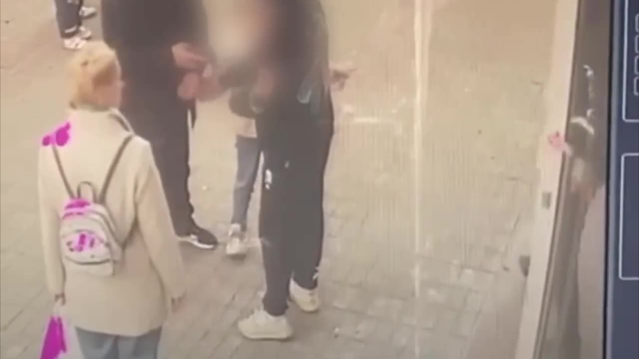 Transeúntes salvan a una niña de ser secuestrada