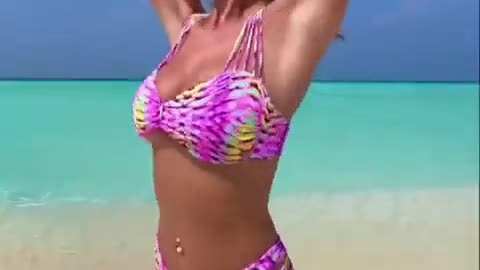 Aneta Mlcakova_ Fashion Model & Instagram Influencer _ Biography & Insights