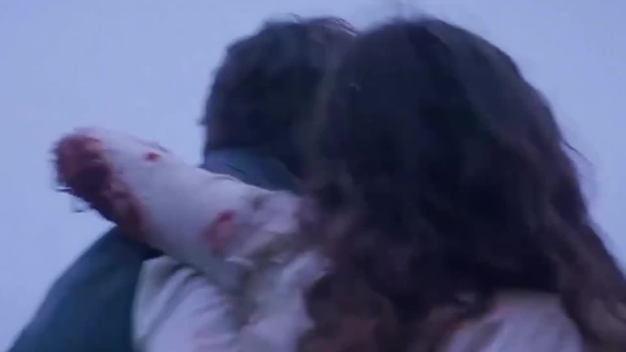 क्या हुआ जब ये कपल फंसा हज़ारों मीटर ऊँचे बैलून में