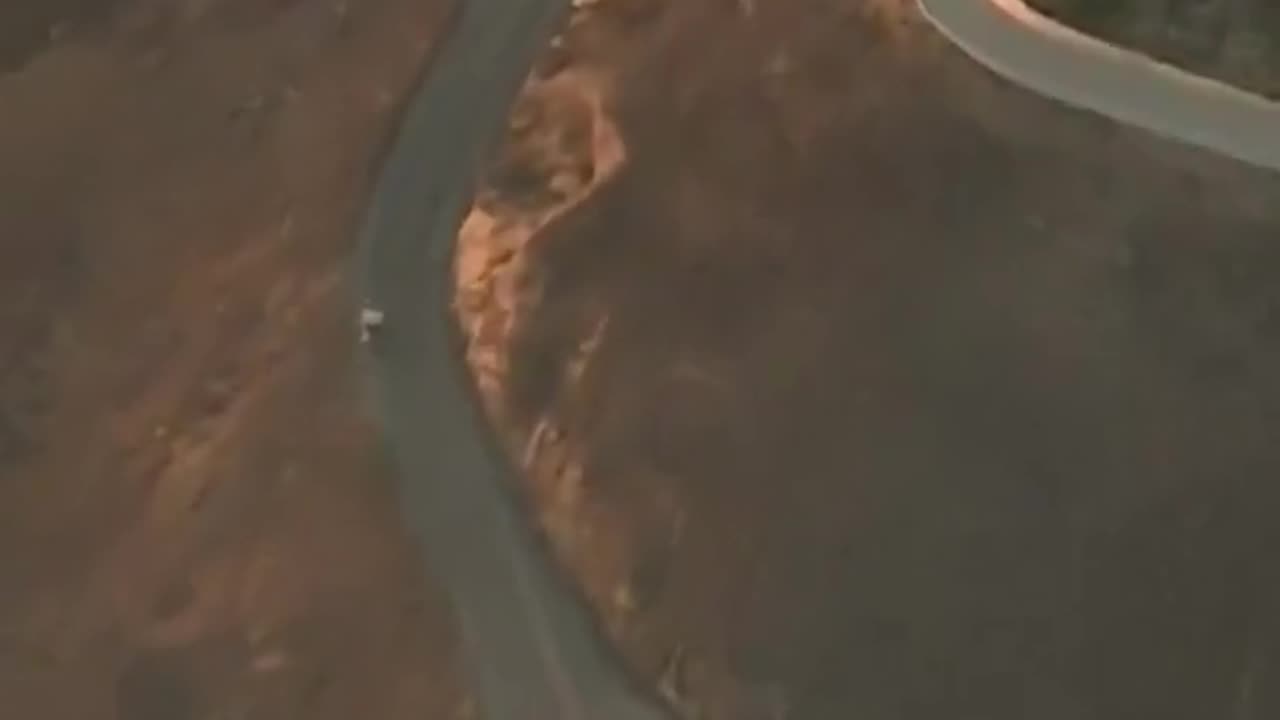 Unedited Sky5 footage of homes destroyed by the Palisades Fire