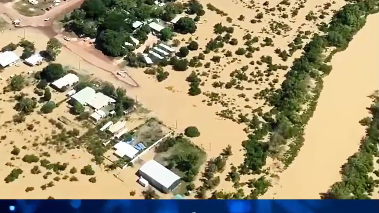 PRUDKÉ DEŠTĚ A POVODNĚ V QUEENSLANDU