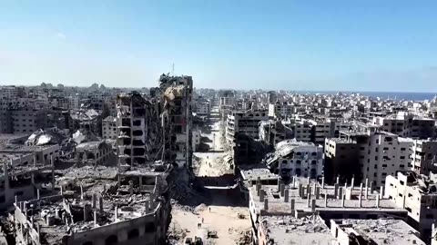 Bulldozers begin clearing rubble from Gaza City streets