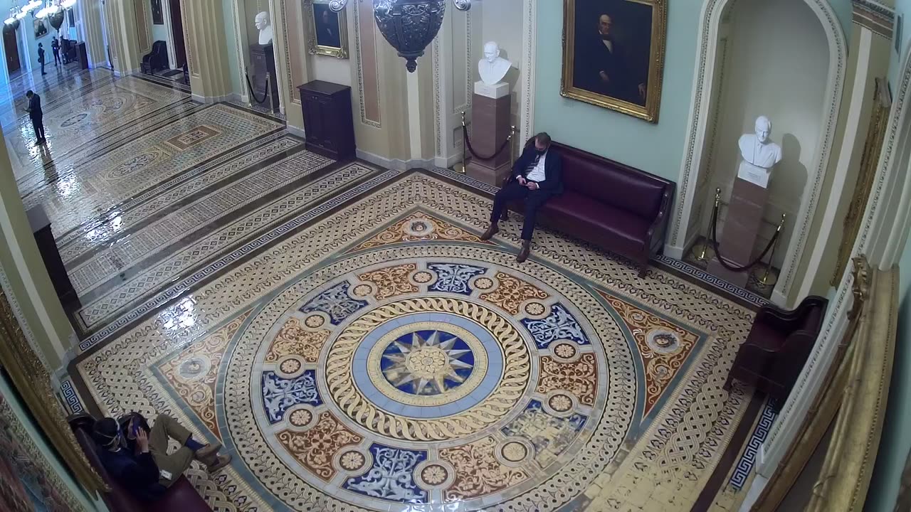 0213USCS02OhioClockCorridornearS208_2021-01-06_09h40min02s557ms.mp4