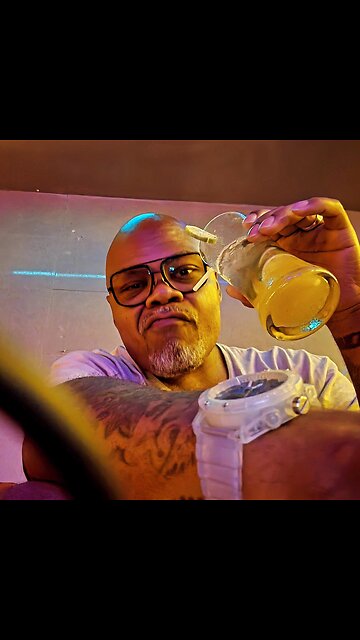 Twin no more excuses!!! Burn that p.t.o and that shoebox money. 💰 🤑 💸 🏖