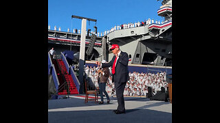 Trump realiza su icónico baile para la Armada de EE. UU.