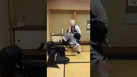 Tokito-sannn... why don't you help Sanemi-san and just watch?😅😅😂😂😂