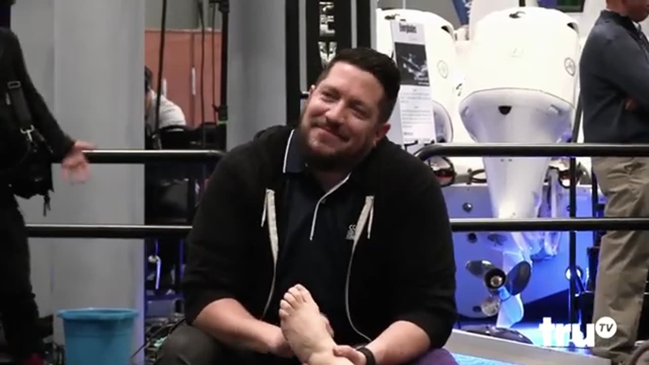 Impractical Jokers - Foot Rubs From Sal (Punishment)