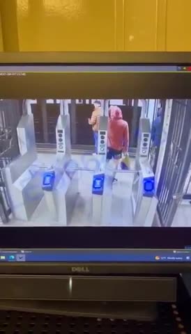 GRAPHIC: Lunatic Shoves Man Into Oncoming Subway Train