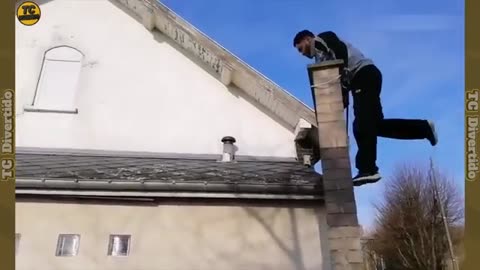 Momentos vergonzosos de mujeres en CCTV #2 😳 _ Momentos de KARMA Instantáneo _