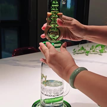 How to Use Glycerin Bong | Freeze Bong Tutorial #bongguy #420