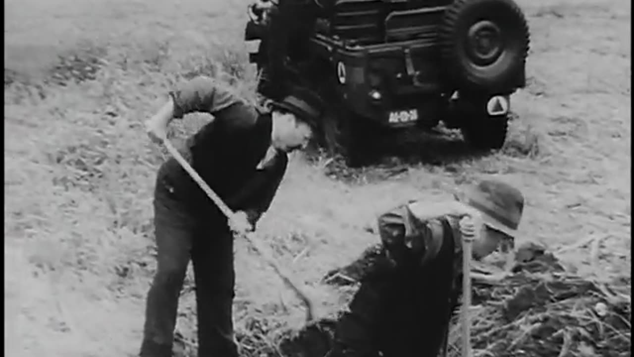 Military Intelligence Specialists - Military Intelligence Specialists - gov.archives.arc.1938175