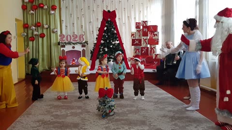 Grupa mică Grădinița de copii «Fluieraș» Concert Vine Anul Nou 2/2 Vancicăuți 24 decembrie 2025