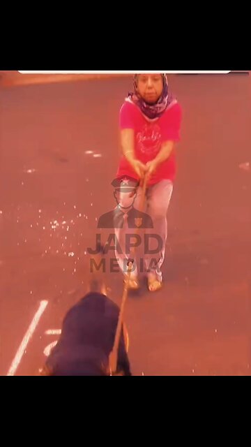 She wants him off her private property — tension rises on scene. #propertydispute #japd