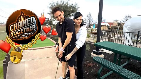Arther and Juliakins Play Golf While Handcuffed Together _ So Cute