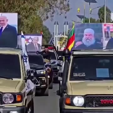 AMAZING! Syrian Druze march holding photos of Israel's Prime Minister Netanyahu